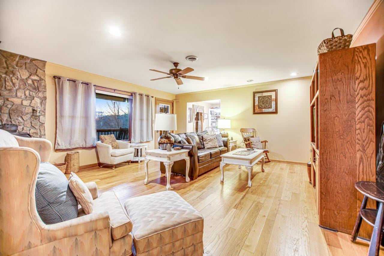Cloud 10 Villa Bryson City Bagian luar foto