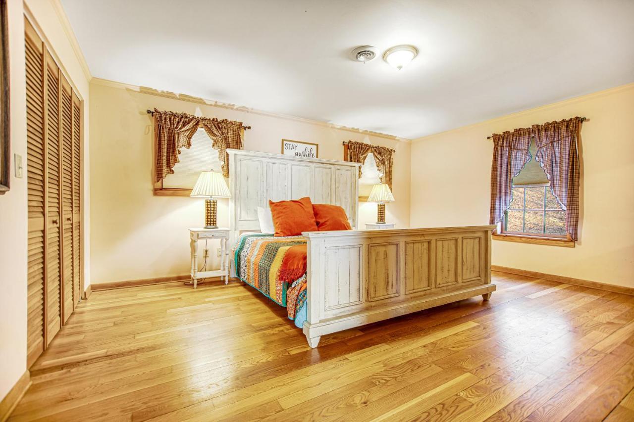 Cloud 10 Villa Bryson City Bagian luar foto